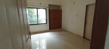 Room in 3 BHK Apartment at Zoo Tiniali – for Rent
