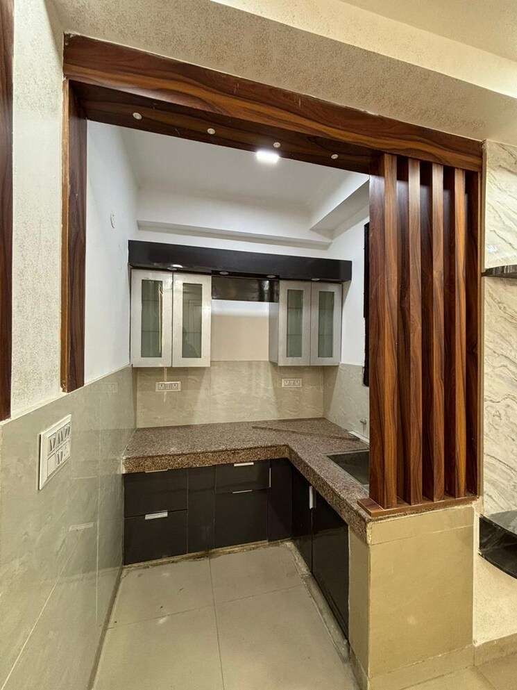 Kitchen, shakti khand 2 2 Bedroom 750 Sq.Ft. Builder Floor In Shakti Khand 2 Ghaziabad 8050093