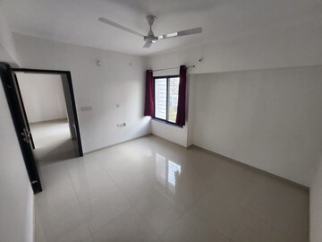 Room in 1 BHK Apartment at Panchshil Eon Free Zone, Kharadi – for Rent
