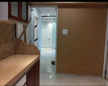 Room in 3 BHK Apartment at Mohini Castle, Khar West – for Sale