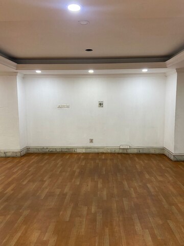 Room in  Shop at Sonari – for Sale