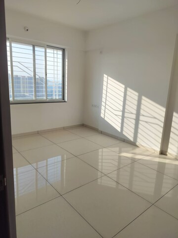 Room in 2 BHK Apartment at Truspace Prima Angulus, Balewadi – for Rent