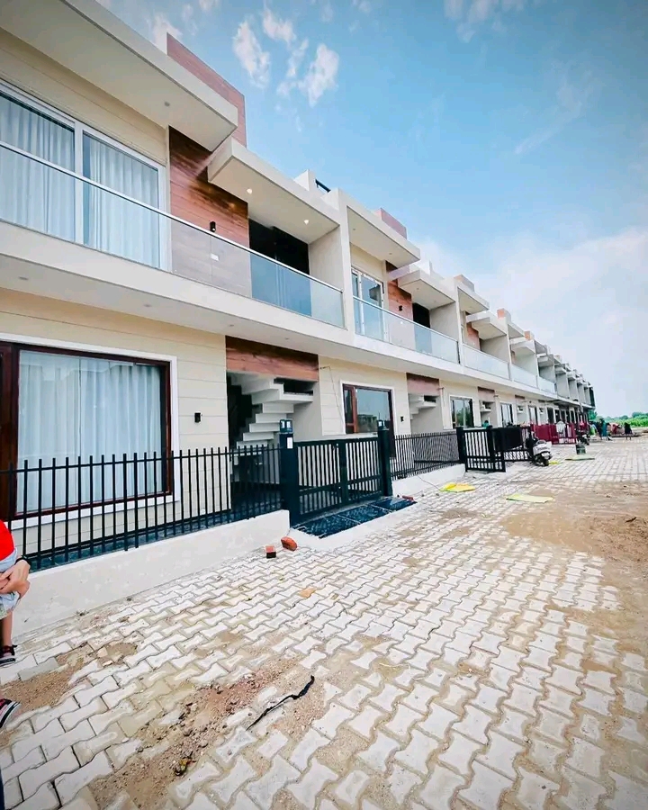 3 BHK + Servant Room,Study Room,Extra Room Independent House For Sale in Rejoice Land 