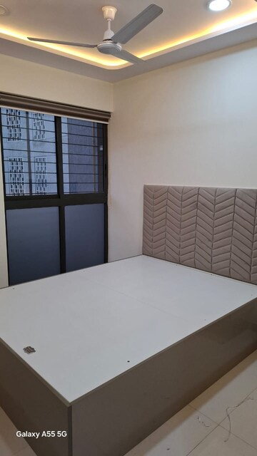 Room in 2 BHK Apartment at Lodha Casa Maxima, Mira Road – for Rent
