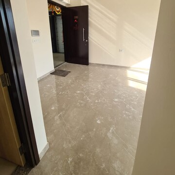 Room in 1 BHK Apartment at LnT Veridian, Powai – for Rent