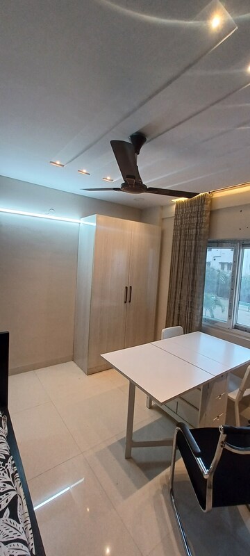 Furnished Amenities in 4 BHK Apartment at Kondapur – for Sale