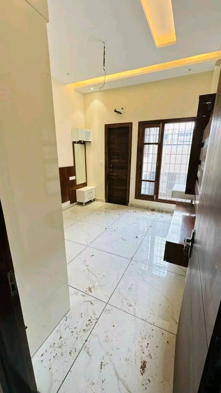 Room, sector 125 4 Bedroom 115 Sq.Yd. Independent House In Sector 125 Mohali 8050256