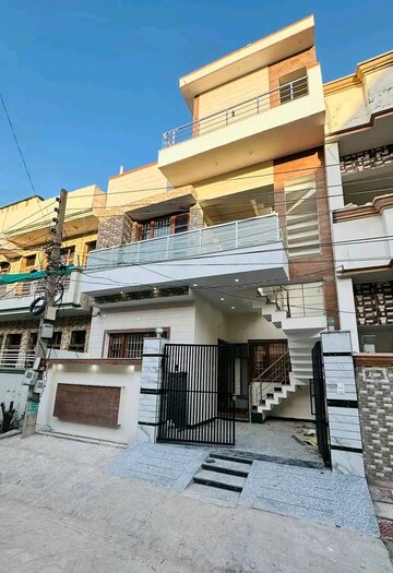 4 BHK Independent House For Sale in Sector 125
