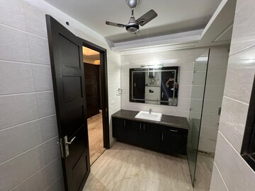 Kitchen in 3 BHK Apartment at Malviya Nagar – for Rent