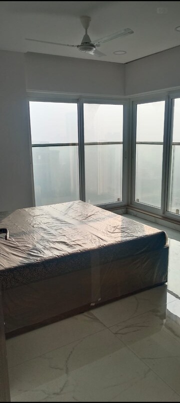 Bedroom in 2 BHK Apartment at Lodha Fiorenza, Goregaon East – for Rent