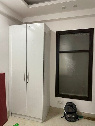 Furnished Amenities in 3 BHK Builder Floor at Saket – for Sale