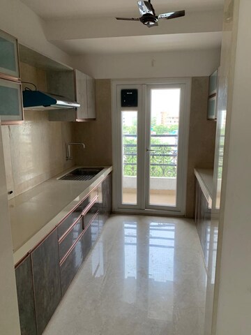2 BHK Apartment For Rent in Lodha Fiorenza, Goregaon East