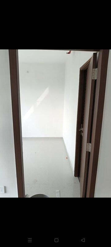 Bedroom in 2 BHK Apartment at Omkar Signet, Malad East – for Rent