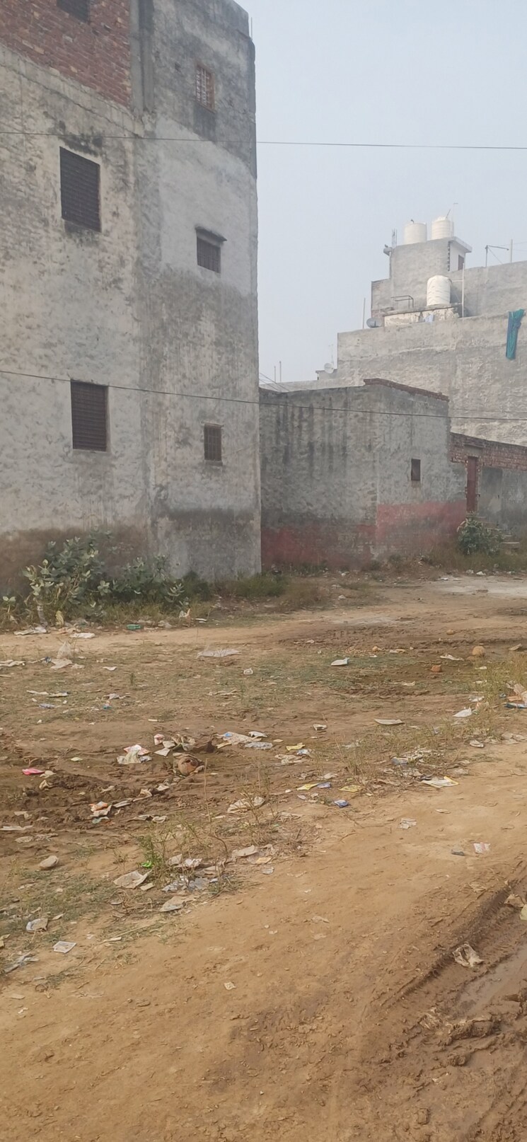 undefined, dheeraj nagar  86 Sq.Yd. Plot In Dheeraj Nagar Faridabad 8050376