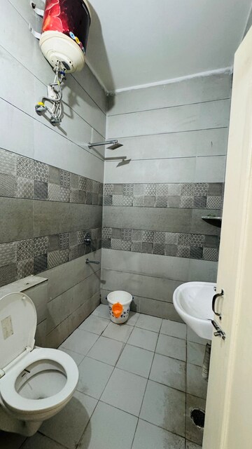 Bathroom in 1 BHK Apartment at Ambala Highway – for Rent