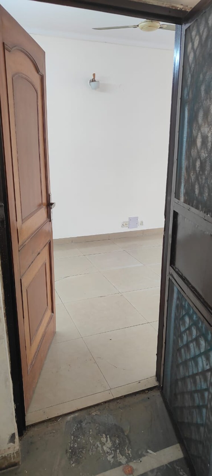 Balcony, aditya-mega-city 3 Bedroom 1610 Sq.Ft. Apartment In Vaibhav Khand Ghaziabad 8050391