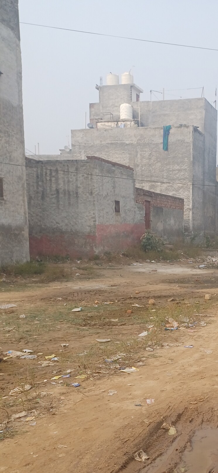 undefined, dheeraj nagar  87 Sq.Yd. Plot In Dheeraj Nagar Faridabad 8050398