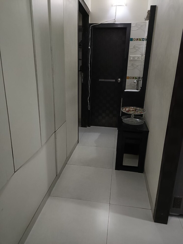 undefined, krishna-chs-juhu 3 Bedroom 1000 Sq.Ft. Apartment In Juhu Mumbai 8050510