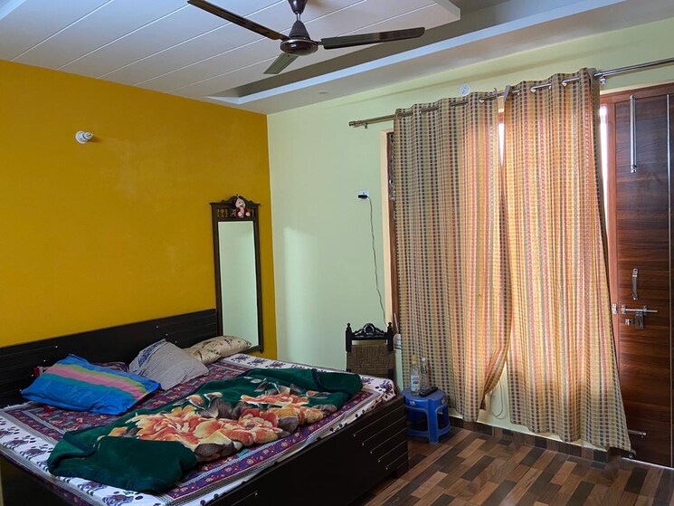 Bedroom, ansal-plaza-sector-23 3.5 Bedroom 2000 Sq.Ft. Builder Floor In Sector 23 Gurgaon 8050511