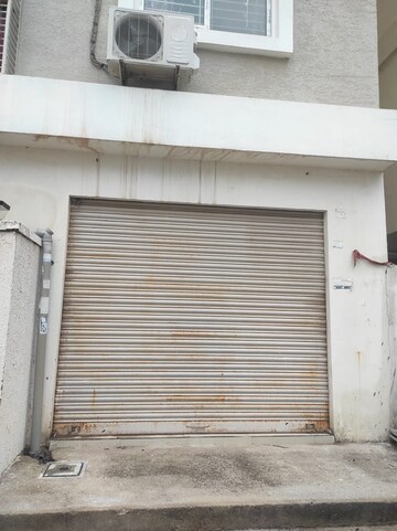 Commercial Shop 111 Sq.Yd. For Resale in Gadwal Mahbubnagar  8050610