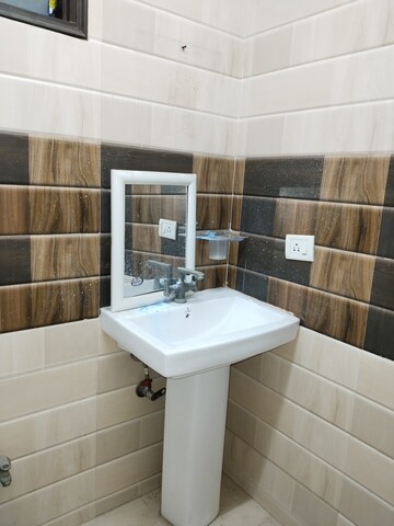 Bathroom in 2 BHK Apartment at Khirki Extension – for Rent