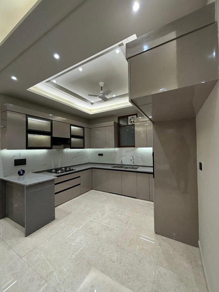 Kitchen, maya-homes 4 Bedroom 2200 Sq.Ft. Builder Floor In Indrapuram Ghaziabad 8050659