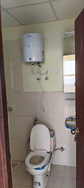 Attached Bathroom in 2 BHK Apartment at Pyramid Heights, Sector 85 – for Rent