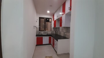 Kitchen in 3.5 BHK Builder Floor at Ardee City, Sector 52 – for Rent