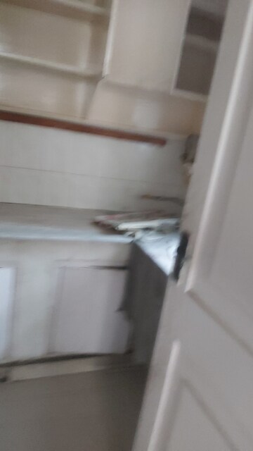  3 BHK Apartment at Mayur Vihar – for Rent