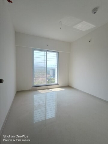 Room in 3 BHK Apartment at Mantra Park View Phase 2, Dhayari – for Rent