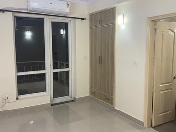 Building Lobby in 3.5 BHK Apartment at Ardee City Palm Grove Heights, Sector 52 – for Rent