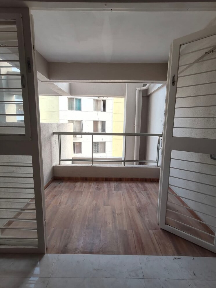 Balcony, vikas-ritz 3 Bedroom 1153 Sq.Ft. Apartment In Khadakpada Thane 8050887