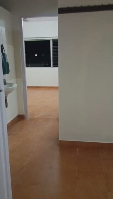 Furnished Amenities in 2 BHK Apartment at Kandivali East – for Rent