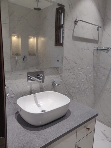 Bathroom in 3 BHK Builder Floor at Ansal Sushant Lok I, Sector 43 – for Rent