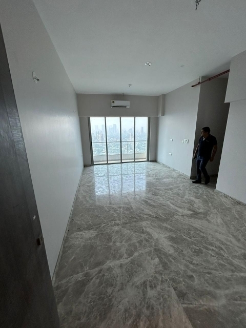 3 BHK + Servant Room Apartment For Sale in Raheja Imperia