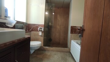 Bathroom in 3.5 BHK Apartment at Parsvnath Exotica, Sector 53 – for Rent