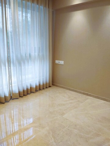 Room in 1 BHK Apartment at Hiranandani Regent Hill, Powai – for Rent