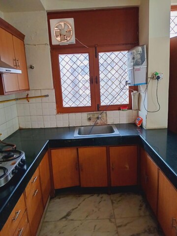Kitchen in 3.5 BHK Apartment at Gracious Tower, Sector 56 – for Rent