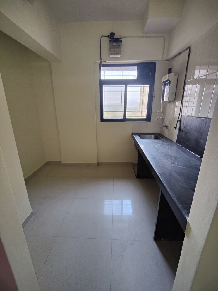 Kitchen, vijay-park 1 Bedroom 650 Sq.Ft. Apartment In Kasarvadavali Thane 8051039