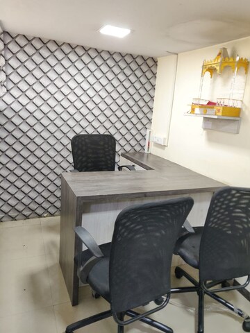  Office Space For Rent in Malad West