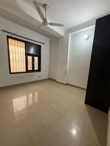 1 BHK Builder Floor For Rent in Paryavaran Complex