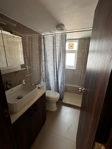 Floor Plan in 2 BHK Apartment at Bandra West – for Rent