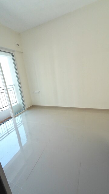 Room in 1 BHK Apartment at JP North Aviva, Mira Road – for Sale