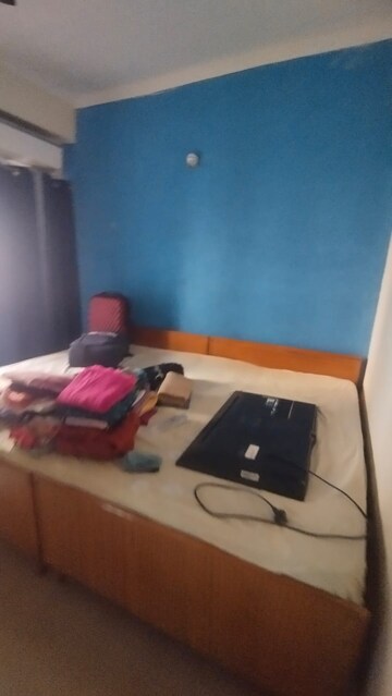 Furnished Amenities in 1 BHK Apartment at Maxblis Grand Kingston, Sector 75 – for Rent