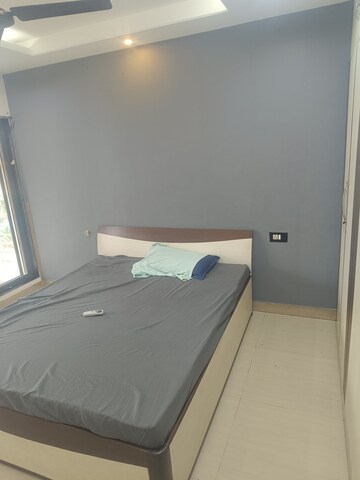Master Bedroom in 2.5 BHK Apartment at Seawoods – for Rent