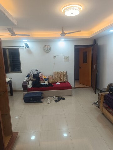 Living Room in 2.5 BHK Apartment at Seawoods – for Rent