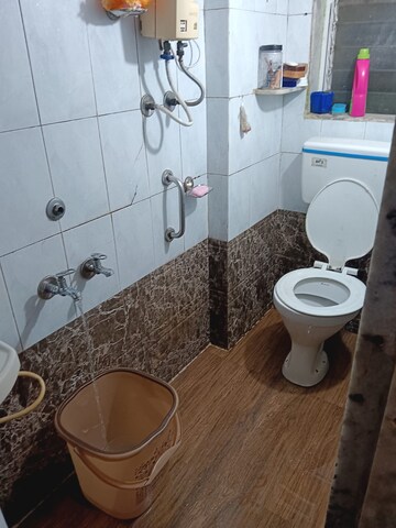 Bathroom in 2.5 BHK Apartment at HDIL Metropolis Residences, Andheri West – for Rent