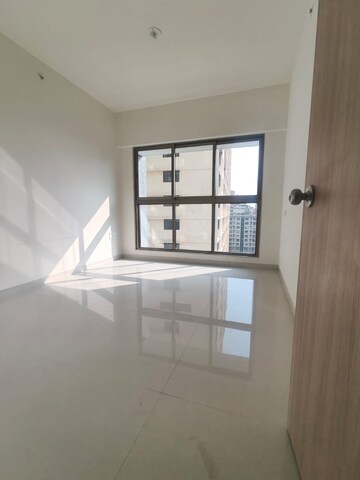 Room in 2 BHK Apartment at Rajesh Raj Infinia, Malad West – for Rent