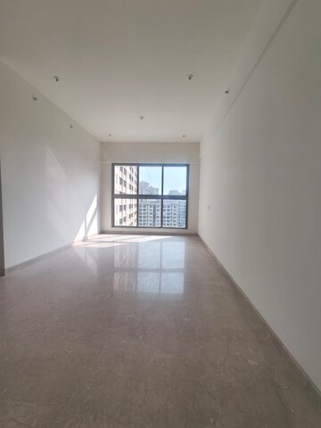 Room in 2 BHK Apartment at Rajesh Raj Infinia, Malad West – for Rent