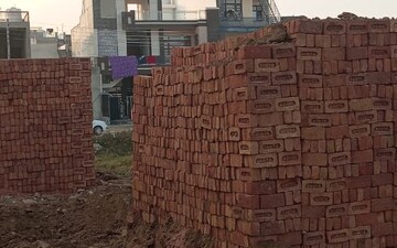Plot For Sale in Sector 125